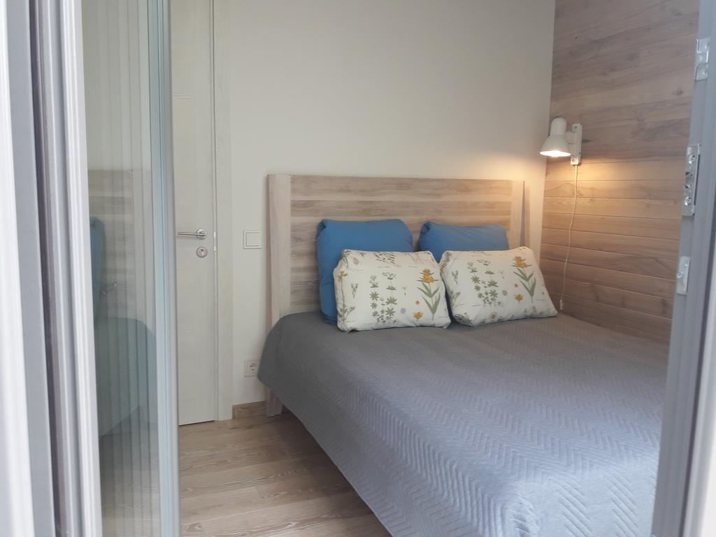 Su Terasa Jaukus Apartamentas, Tik Vienas بالانغا المظهر الخارجي الصورة